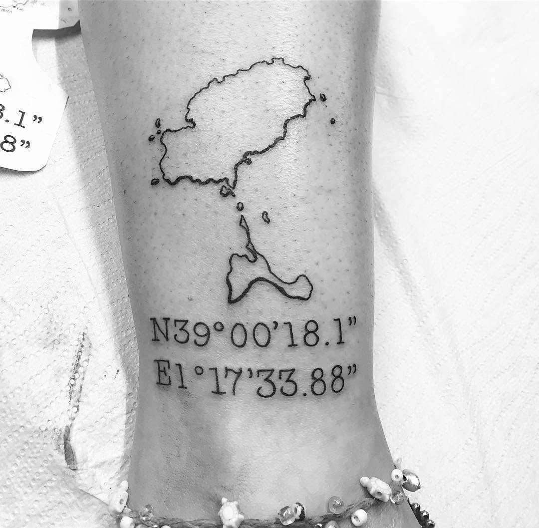 Mapa de Ibiza martink_tattoo ibiza laislabonita madonna spanishparadise bnginksociety blacktattoo dotwork coordenadas tatdoneederists littletattoo amazingpicoftheday ibzparty