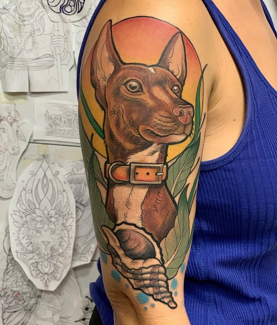 Tatuaje profesional en estudio MartinK Tattoo del perro Willy