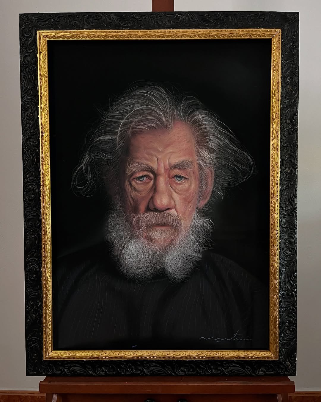Dibujo profesional de Ian McKellen en estudio MartinK Tattoo