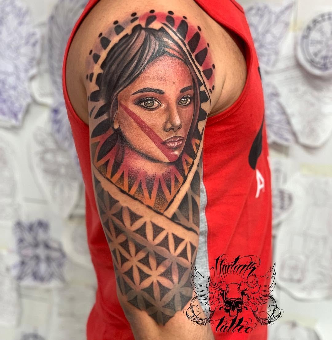 Realismo sleevetattoo reslismrealistictattoo dotworkdotworktattoocolortattoosdoshermanasdodhermanastattoosevillasevillatattooedgirls girlsinstatattoo istepielskinskin