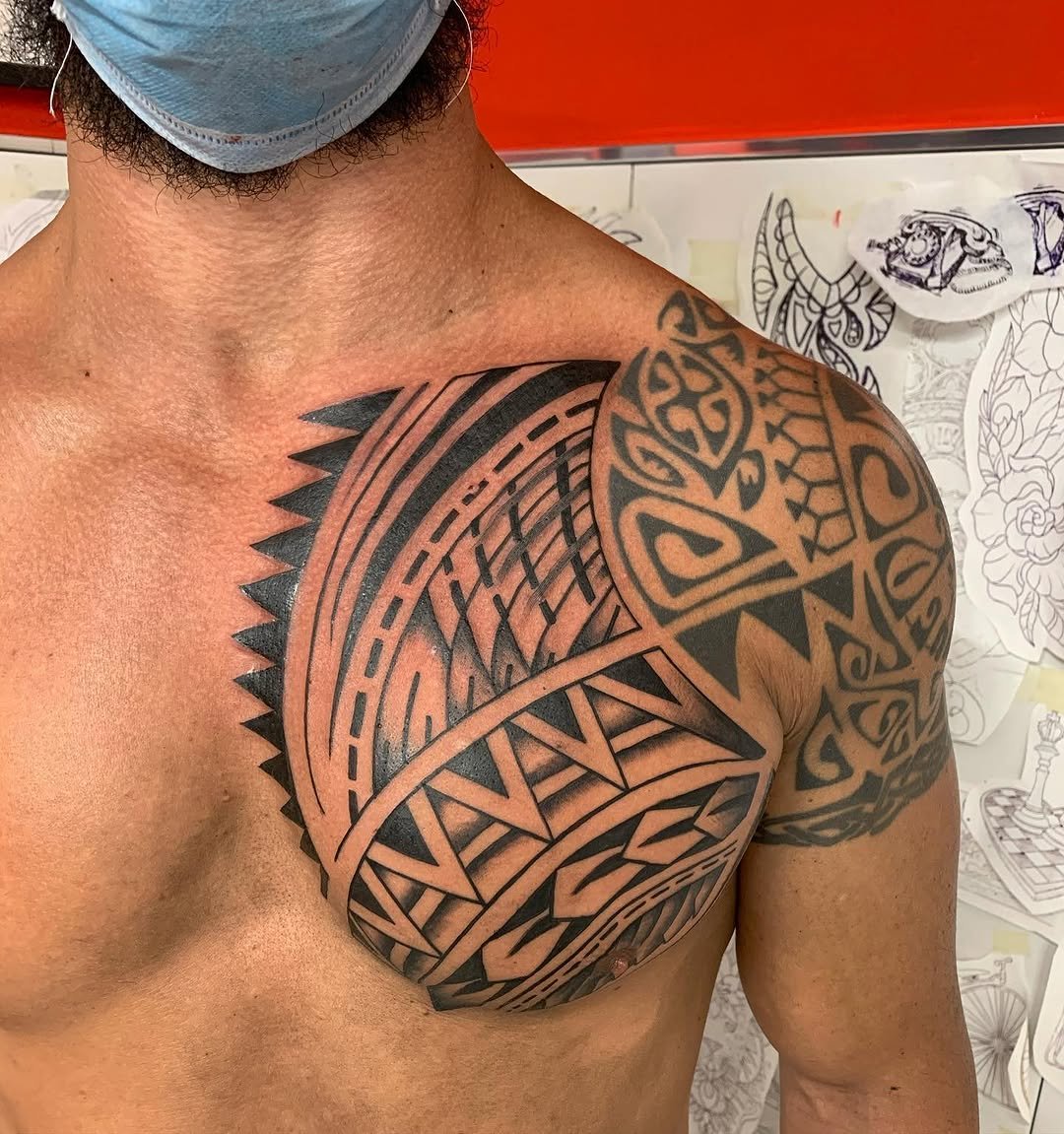 Tatuaje profesional en estudio MartinK Tattoo