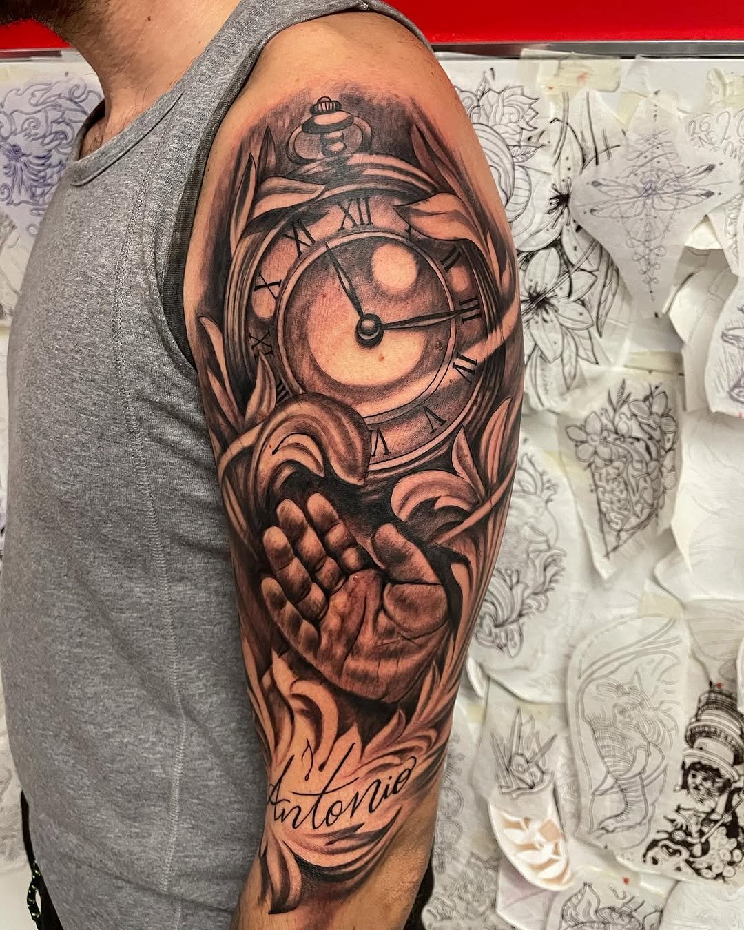 Tatuaje profesional en estudio MartinK Tattoo