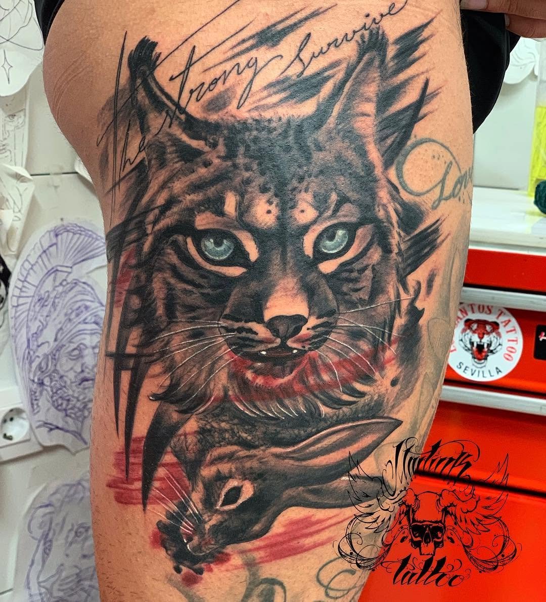 The Strong survive. Lince y conejo con texto lettering neotraditionaltattoo colortattoo tbtsvq martink_tattoo linceanimalesanimalstatedistkillernature natgeowild doñanadoshermanas blackandgreytattoodoshermanastattoo